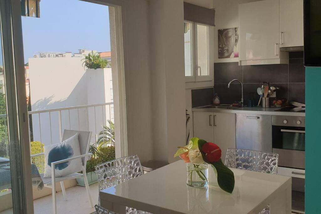 Centre Et A Pied Echappee Cannes