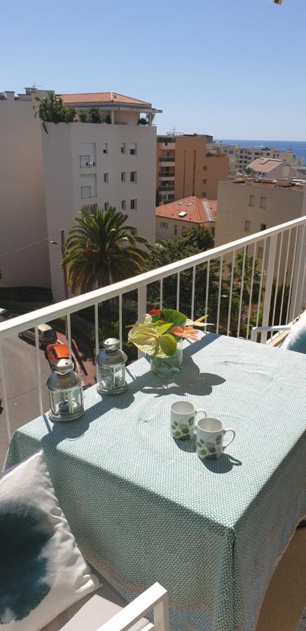 Centre Et A Pied Echappee * Cannes
